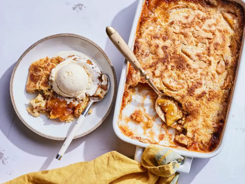 Peach Cobbler Recipe Using Cake Mix: Deliciously Simple and Quick!