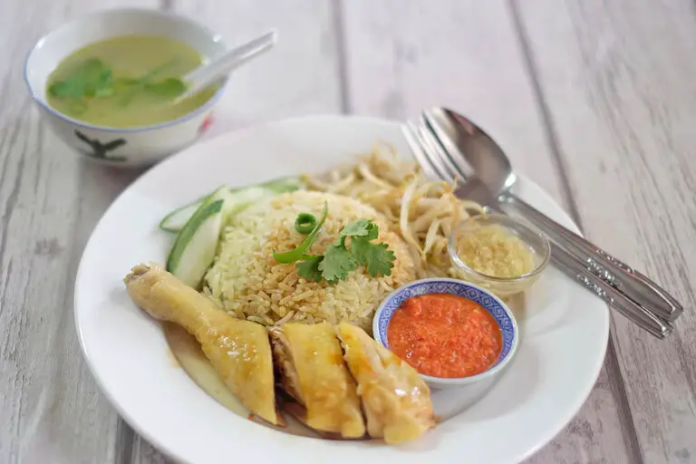 Malaysian Hainanese Chicken Rice Recipe: An Authentic Delight