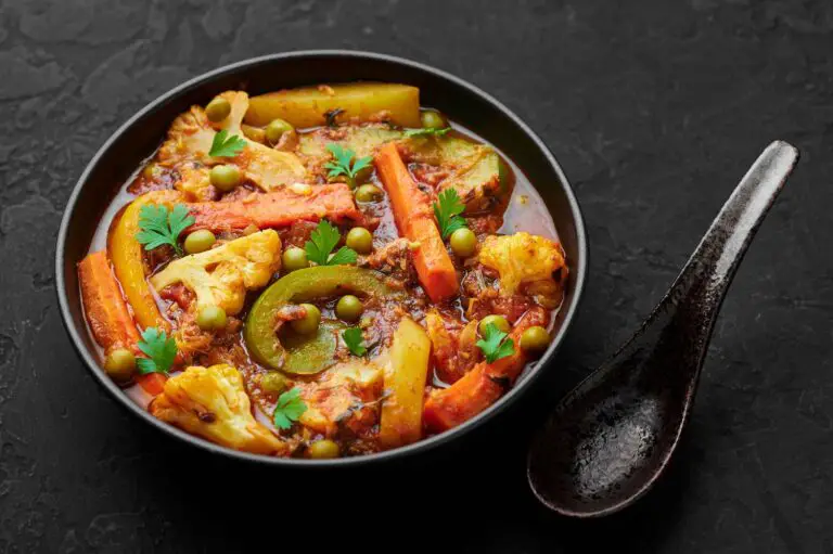 Vegetable Curry Recipe: A Delightful and Flavorful Dish