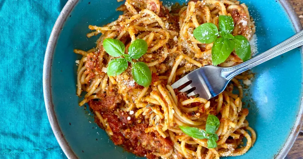 The Bear Spaghetti Recipe: An Irresistibly Delicious and Unique Twist