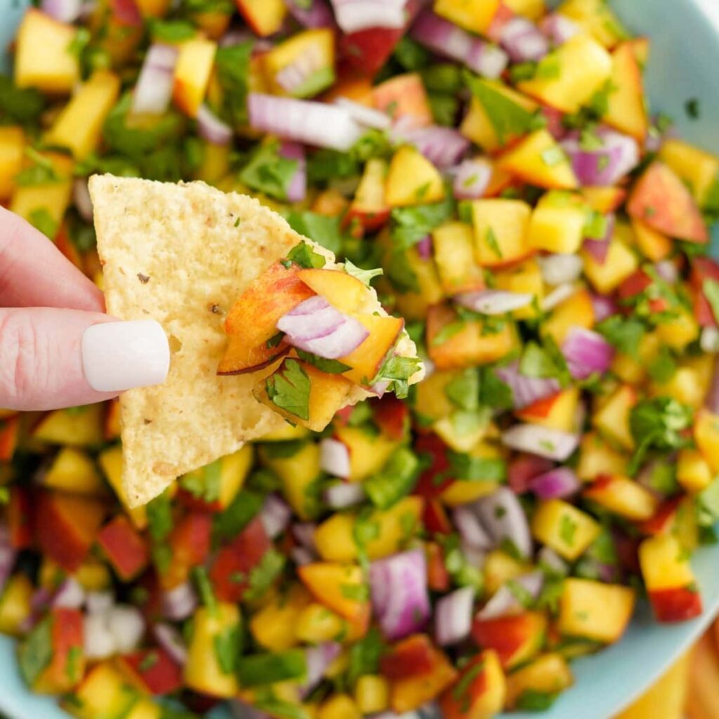 Peach Salsa Dip Recipe: Deliciously Refreshing Summer Snack