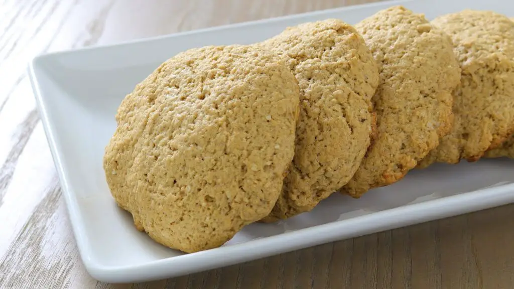 Belizean Powder Bun Recipe: Authentic Caribbean Delight