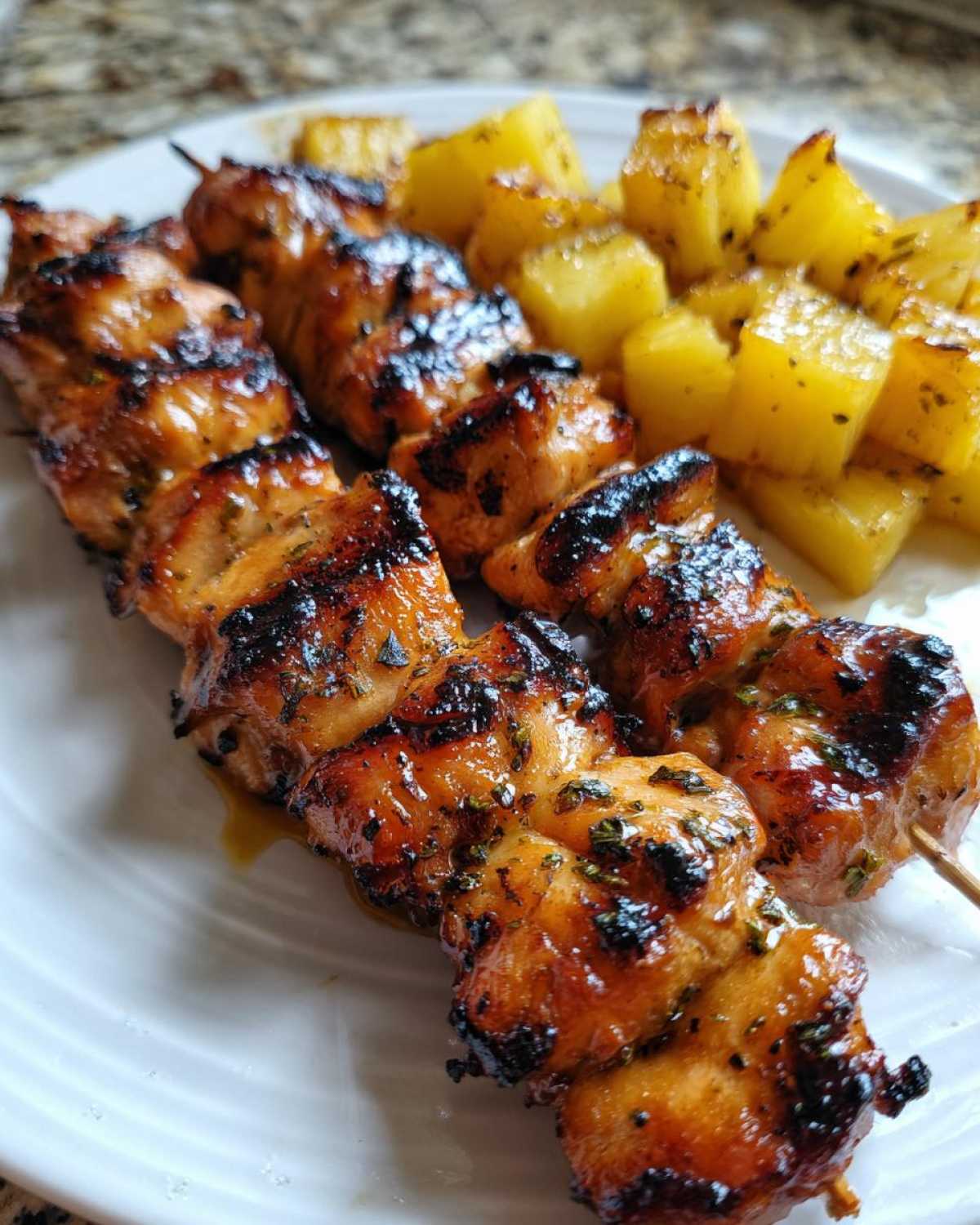 Hawaiian Grilled Chicken Skewers - detail 1