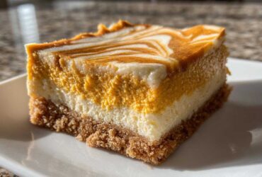 Pumpkin Cheesecake Bars