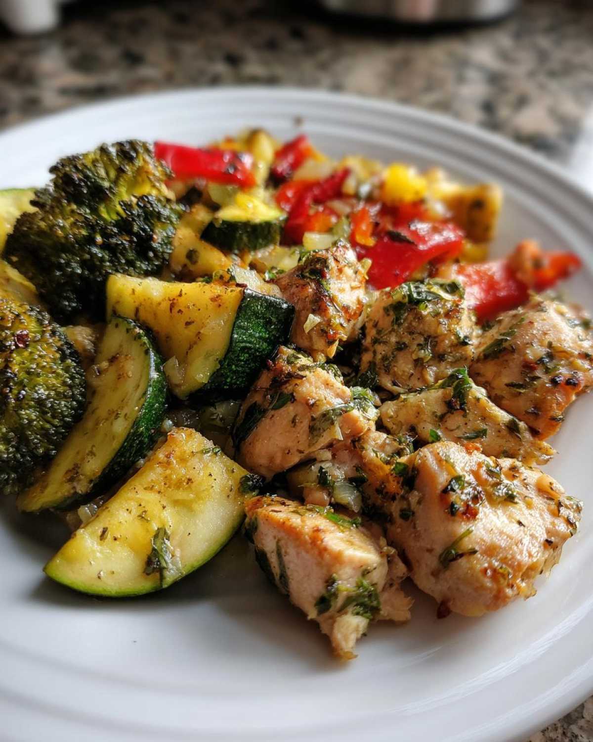 Sheet Pan Lemon Herb Chicken & Veggies - detail 1