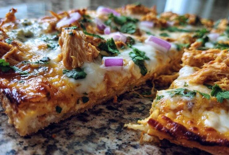 Skillet Buffalo Chicken Pizza