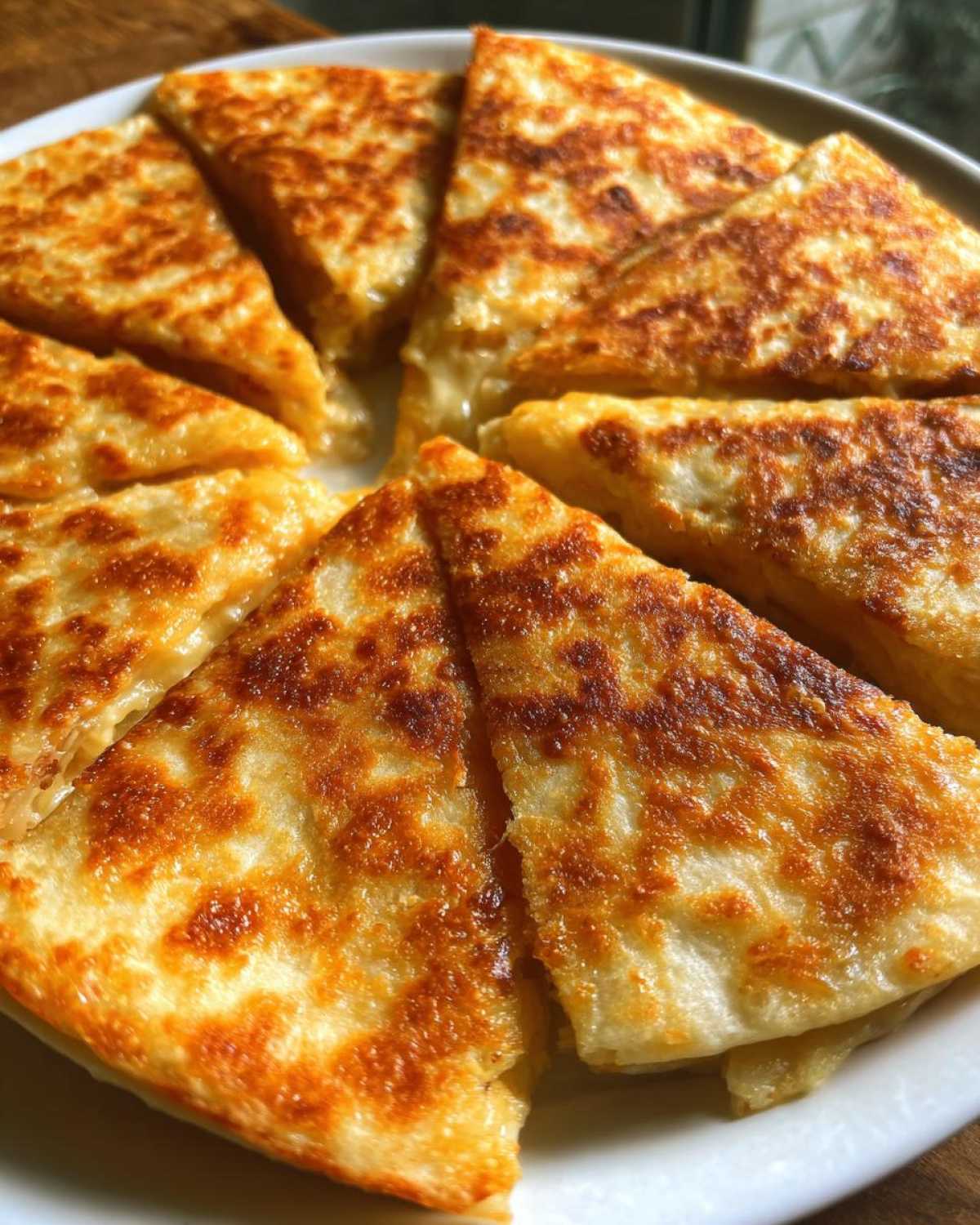 Blooming Quesadilla Ring Party Appetizer - detail 2