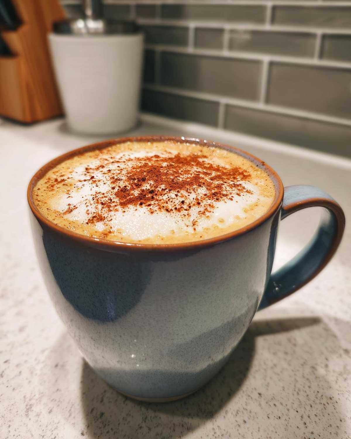 Homemade Pumpkin Spice Latte Copycat - detail 4