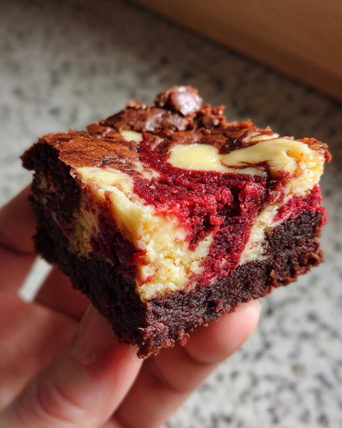 Red Velvet Cheesecake Brownie Bars - detail 4