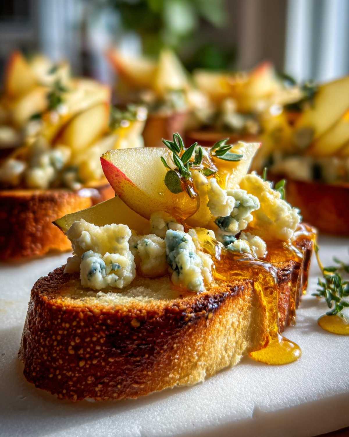 Blue Cheese Pear Crostini - detail 4