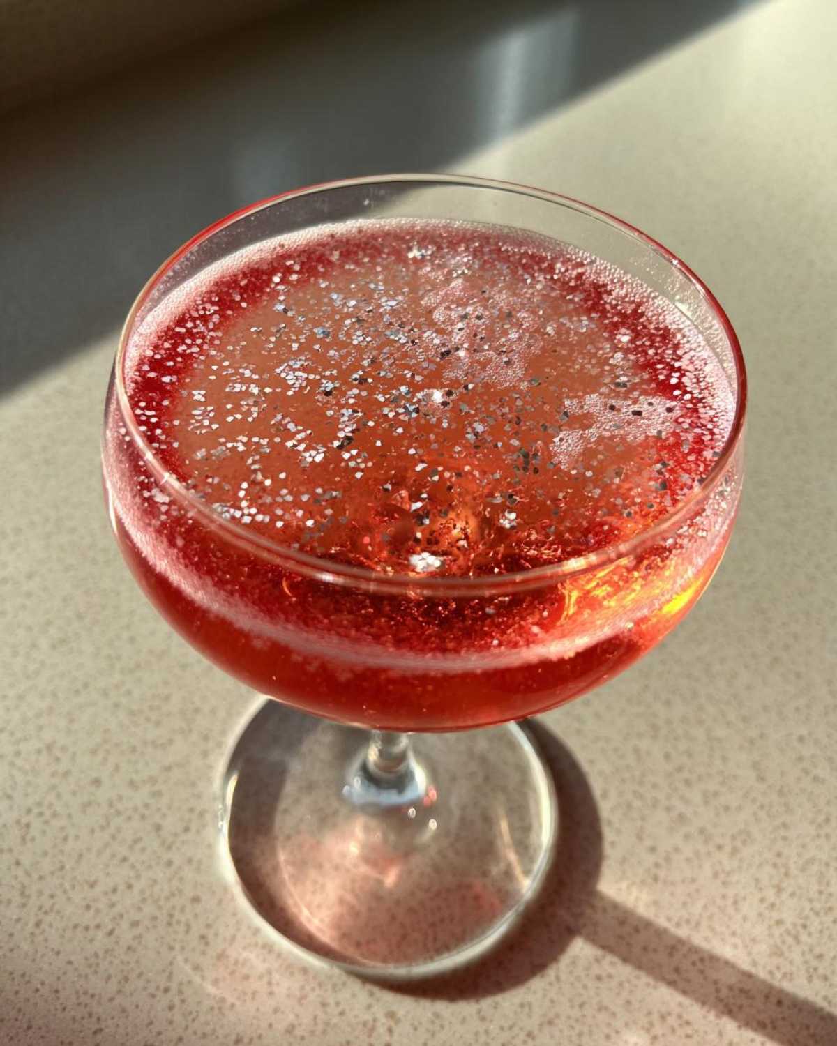 Glittering Grapefruit Gin Fizz - detail 1