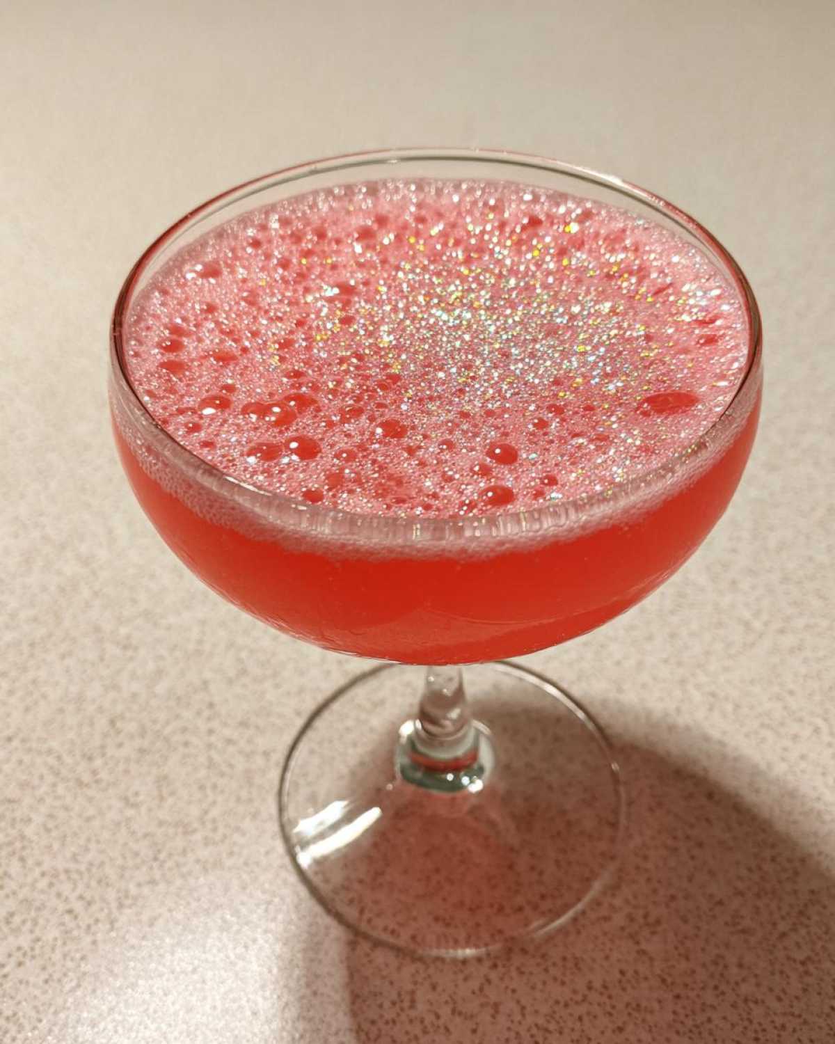 Glittering Grapefruit Gin Fizz - detail 2