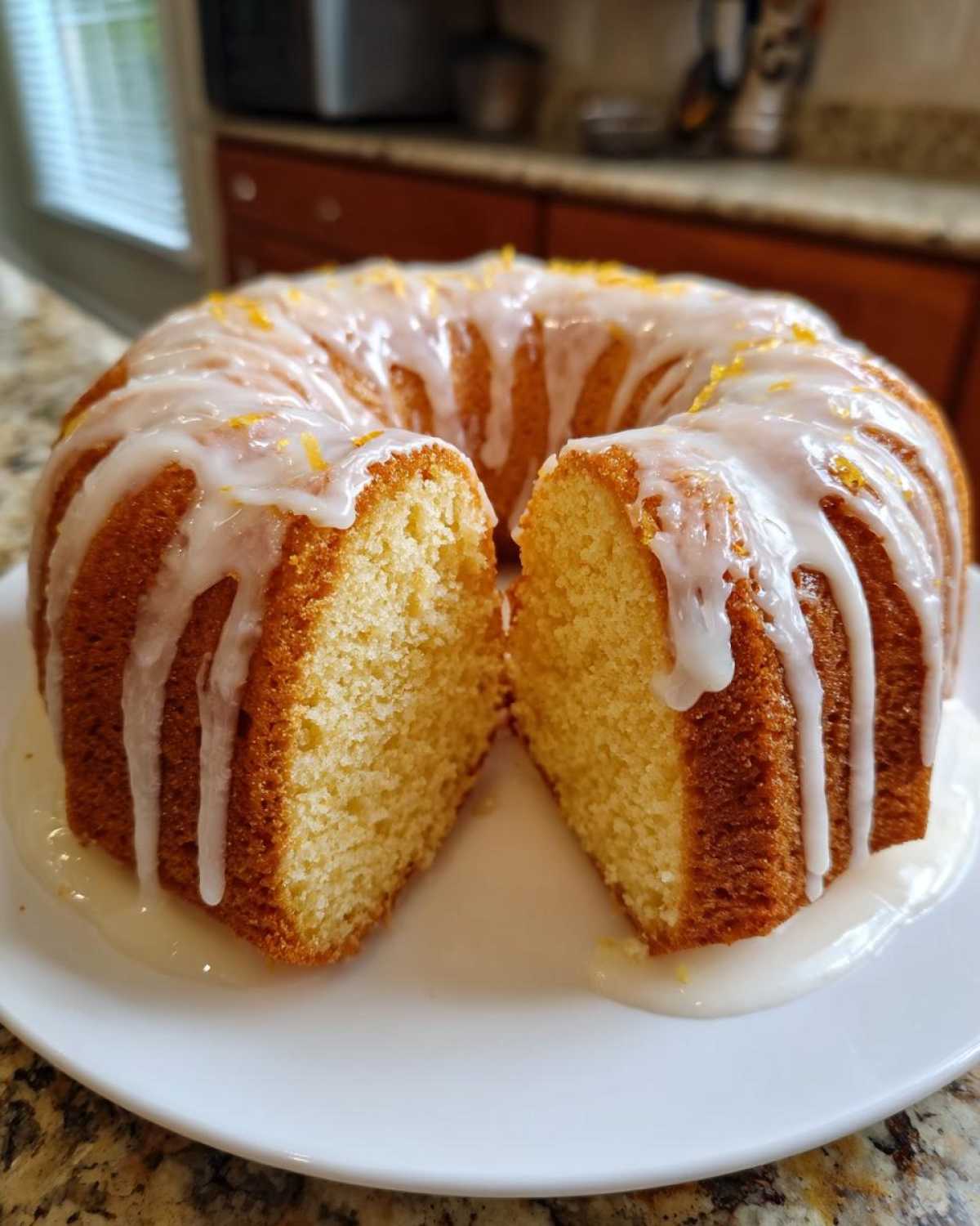 Orange Cardamom Bundt Cake - detail 3