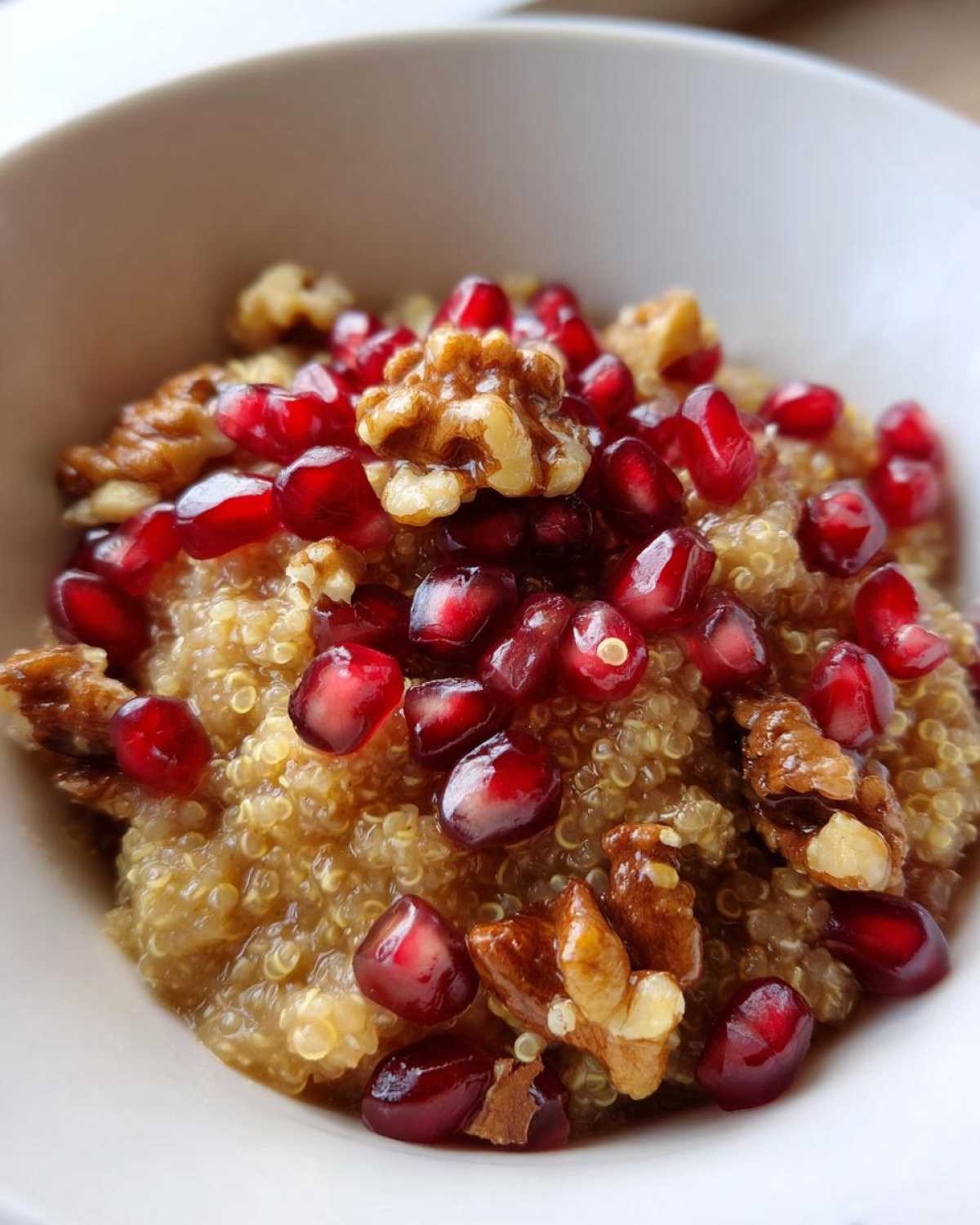 Pomegranate Quinoa Breakfast Bowl - detail 2