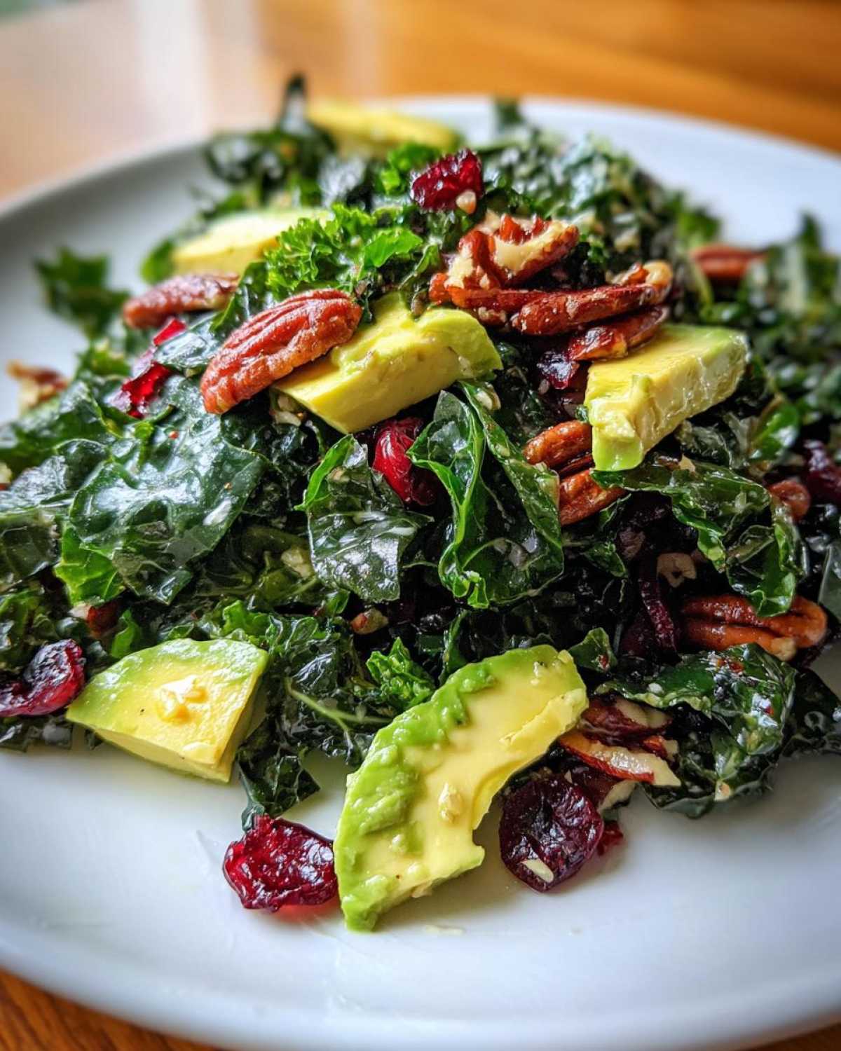 Resolutions Avocado Kale Salad - detail 1