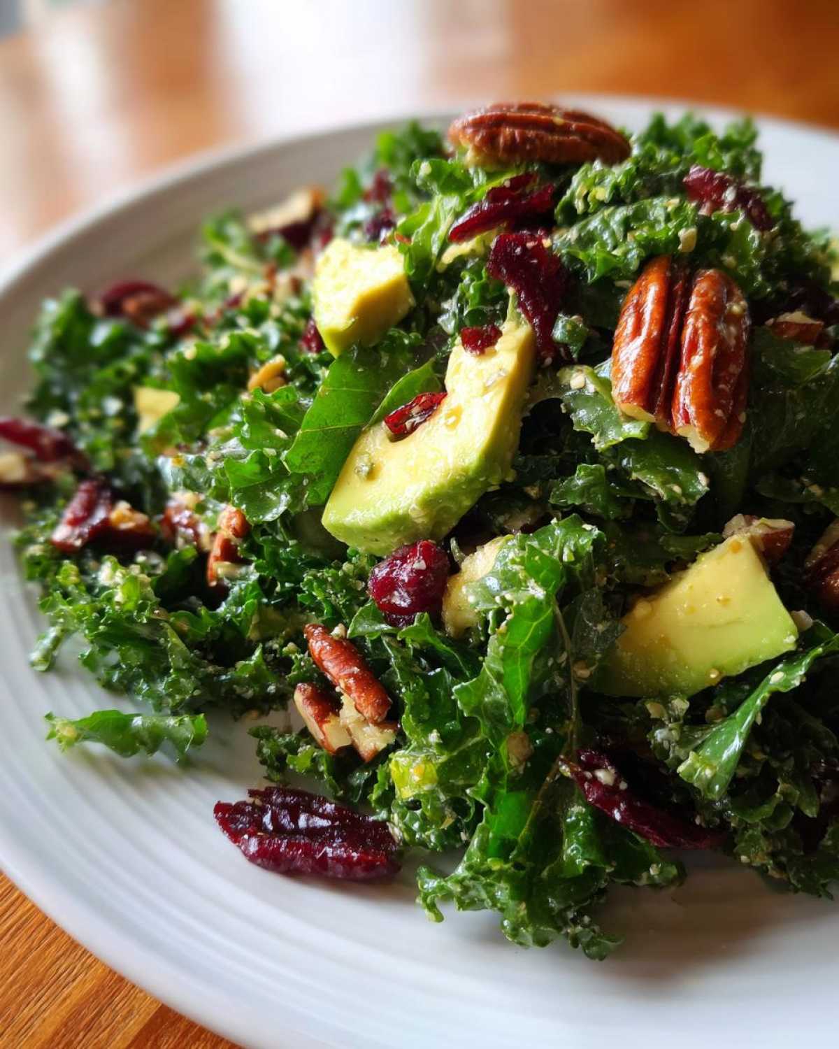 Resolutions Avocado Kale Salad - detail 3