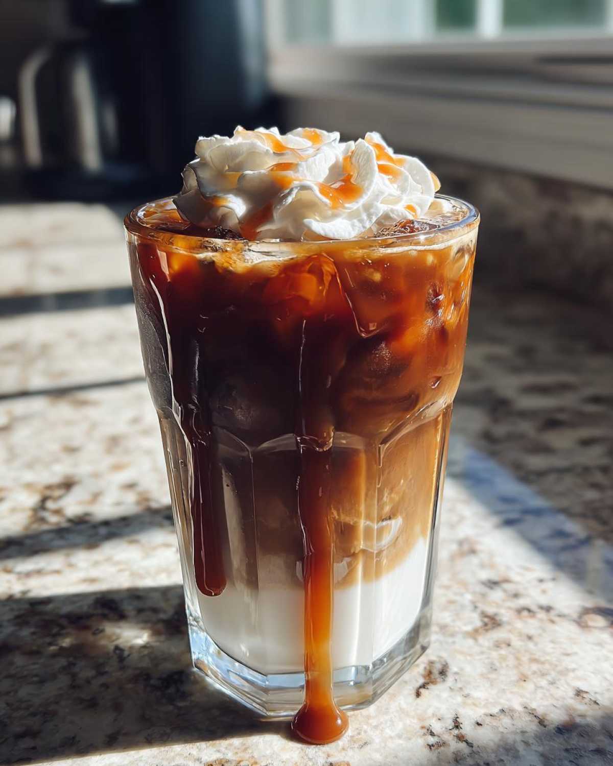 Salted Caramel Cold Brew Latte - detail 4