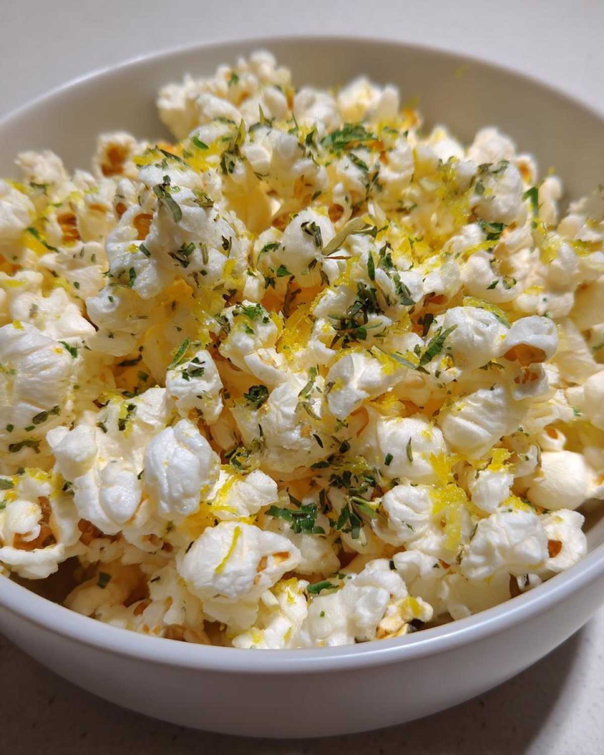 Savory Lemon Herb Popcorn - detail 1