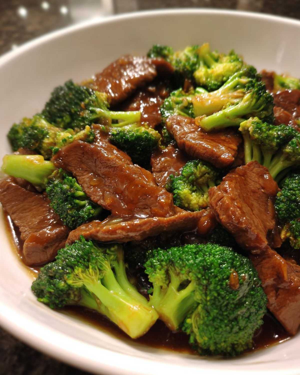 Beef and Broccoli Stir Fry - detail 1