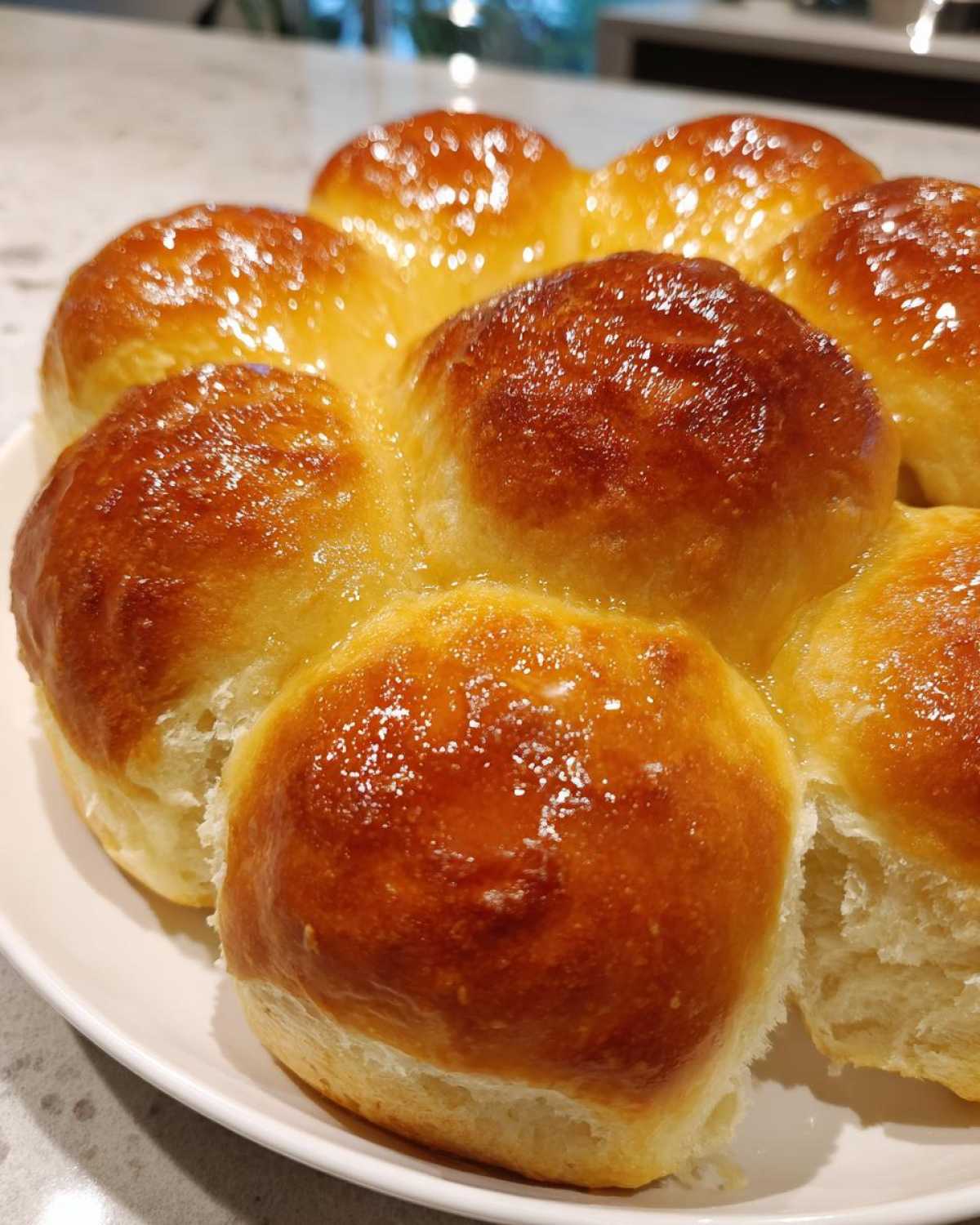 Buttery Dinner Rolls That Steal the Spotlight - detail 1