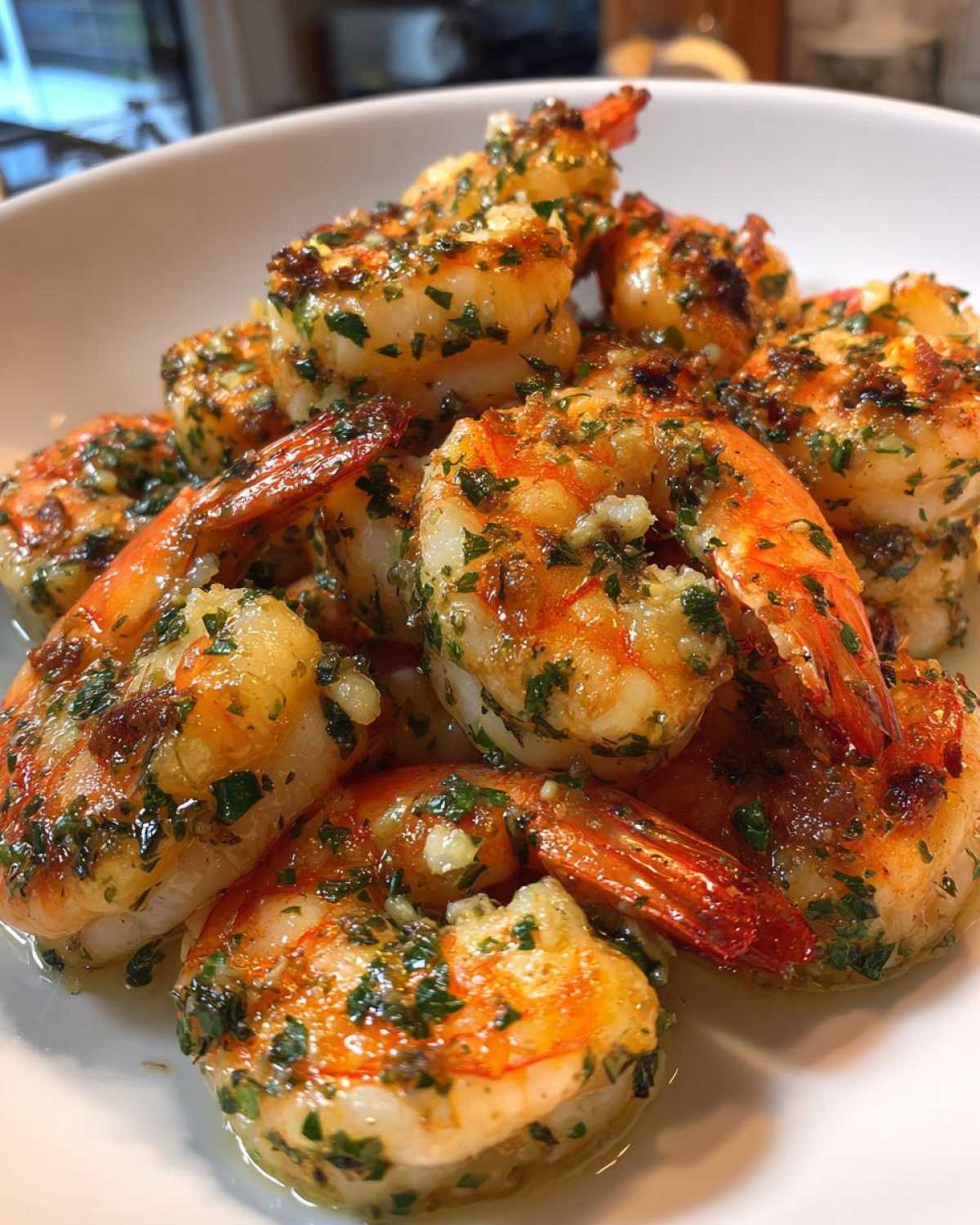 Buttery Garlic Herb Shrimp - detail 2