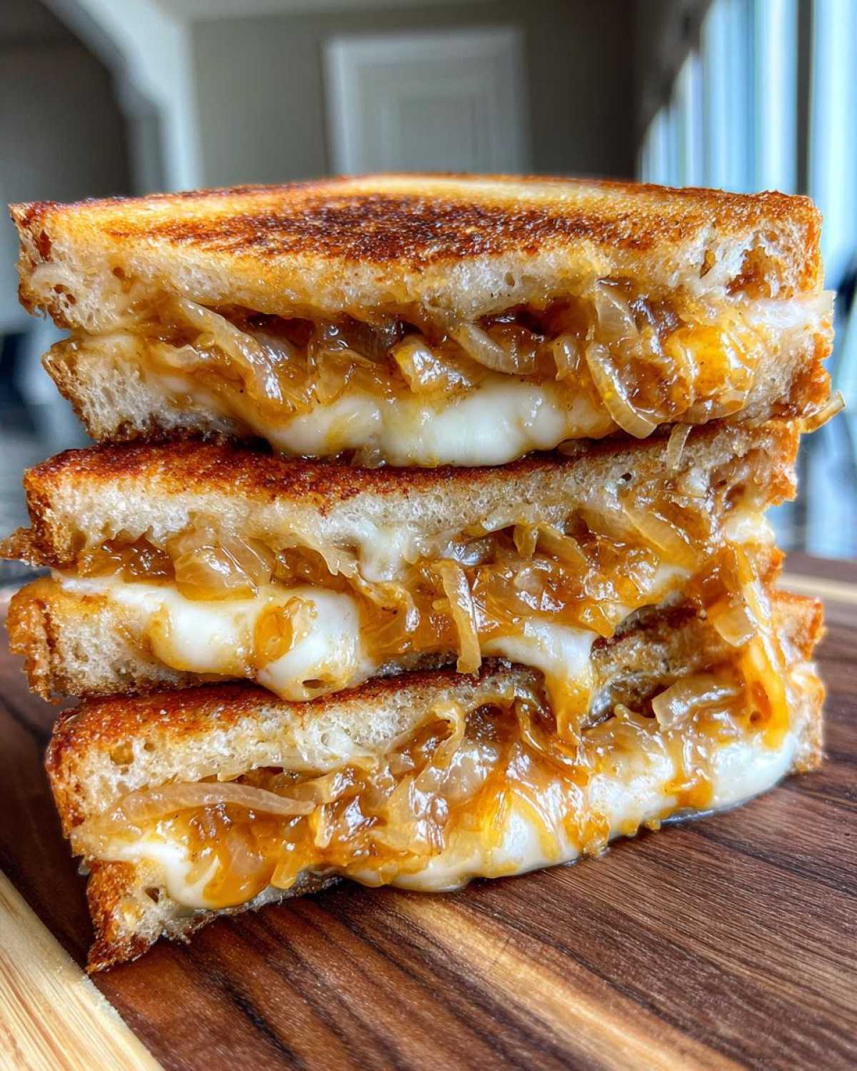 Caramelized Onion Grilled Cheese - detail 2