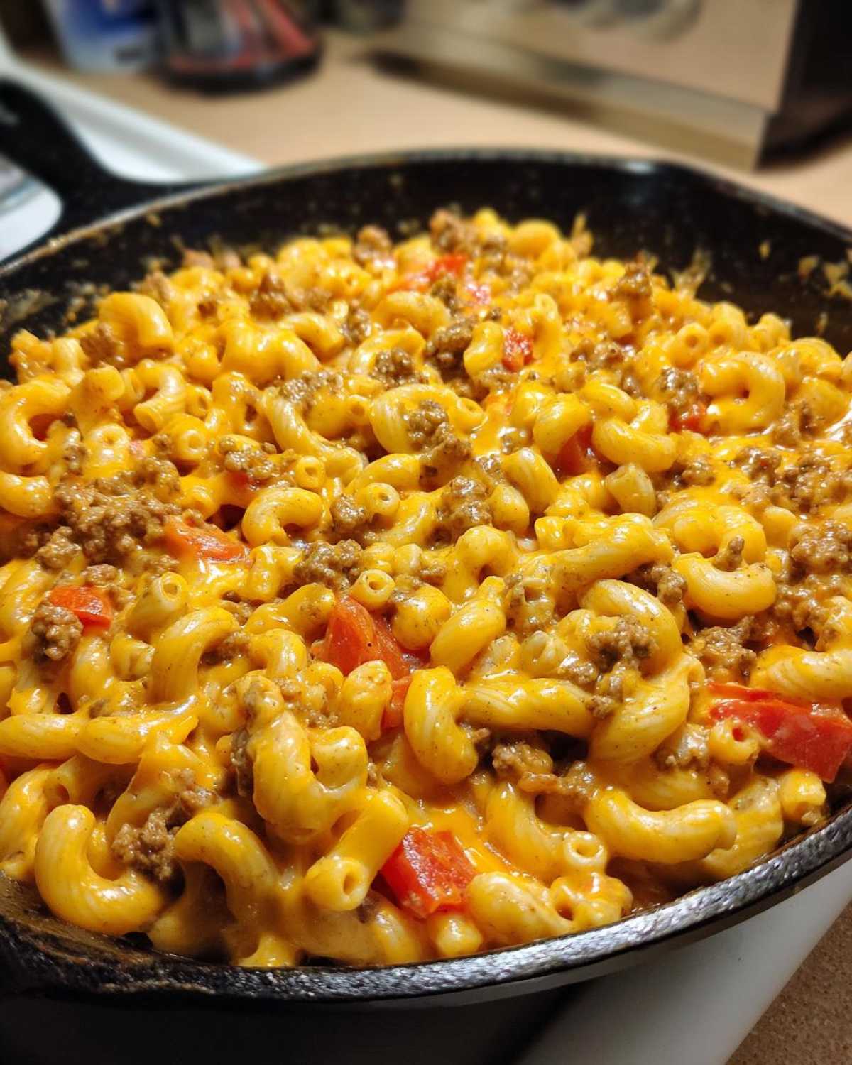 Cheeseburger Pasta Skillet - detail 2