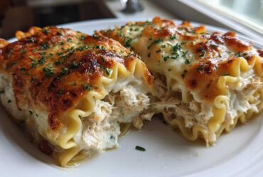Chicken Alfredo Lasagna Roll-Ups