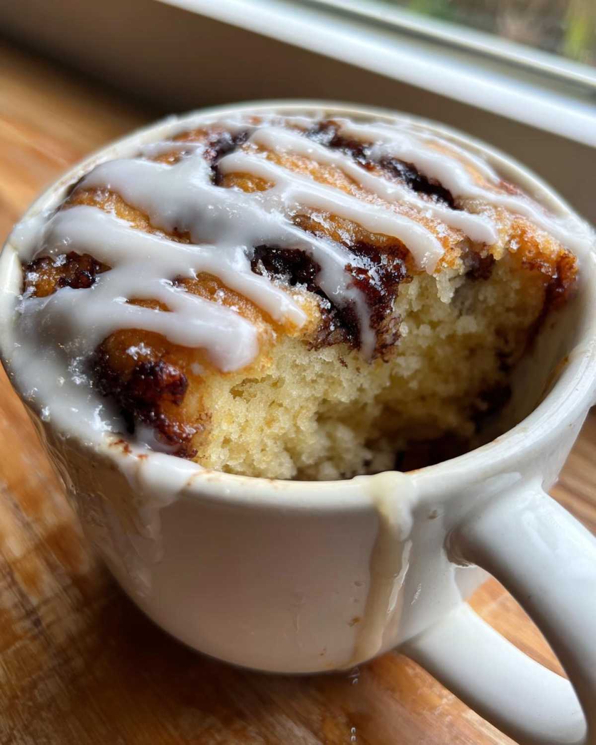 Cinnamon Roll Mug Cake - detail 4
