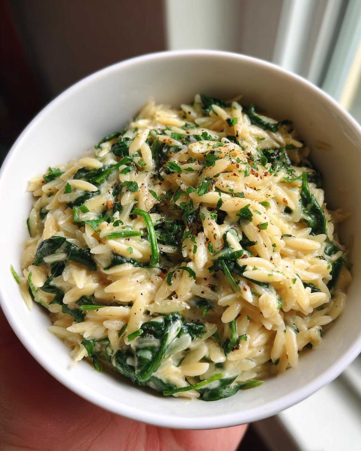 Creamy Spinach Parmesan Orzo - detail 3