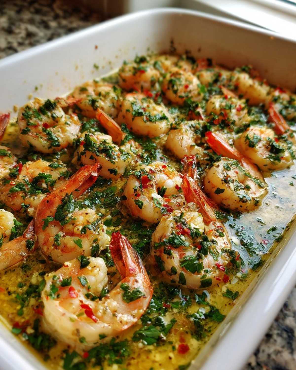 Garlic Butter Shrimp Scampi Bake - detail 4