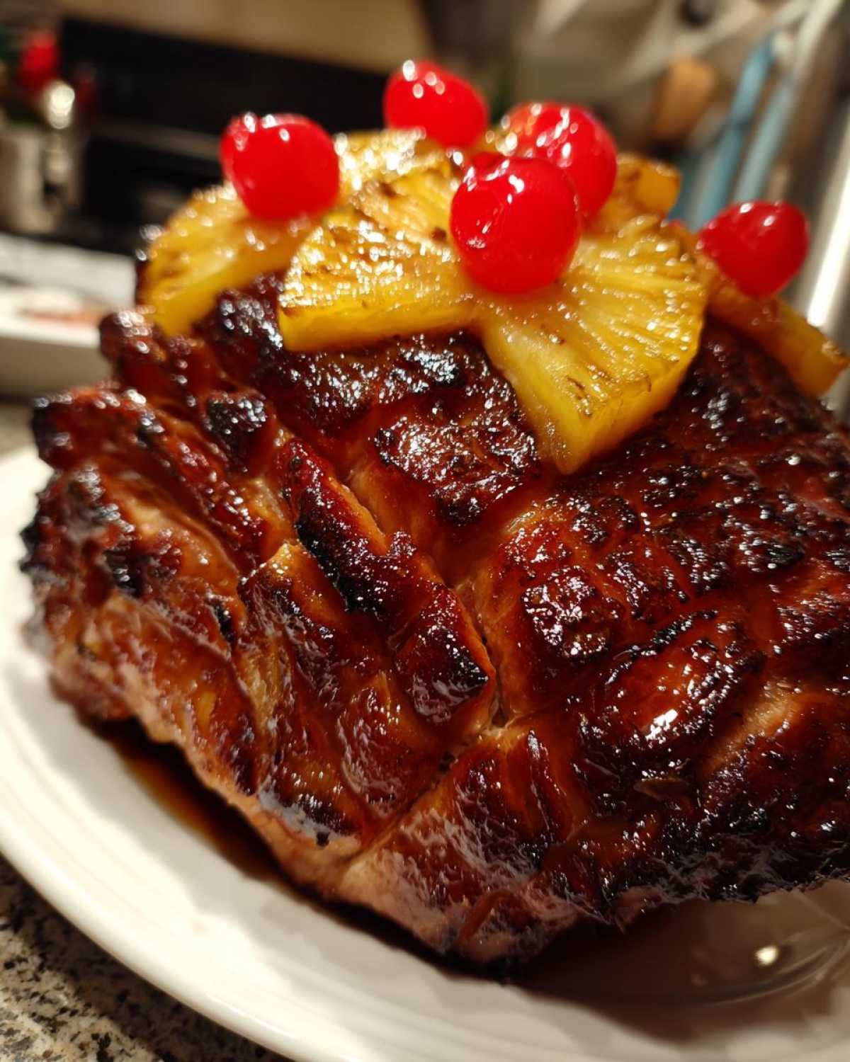 Glazed Holiday Ham with a Cola Twist - detail 3