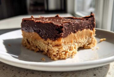 Gooey Chocolate Peanut Butter Bars