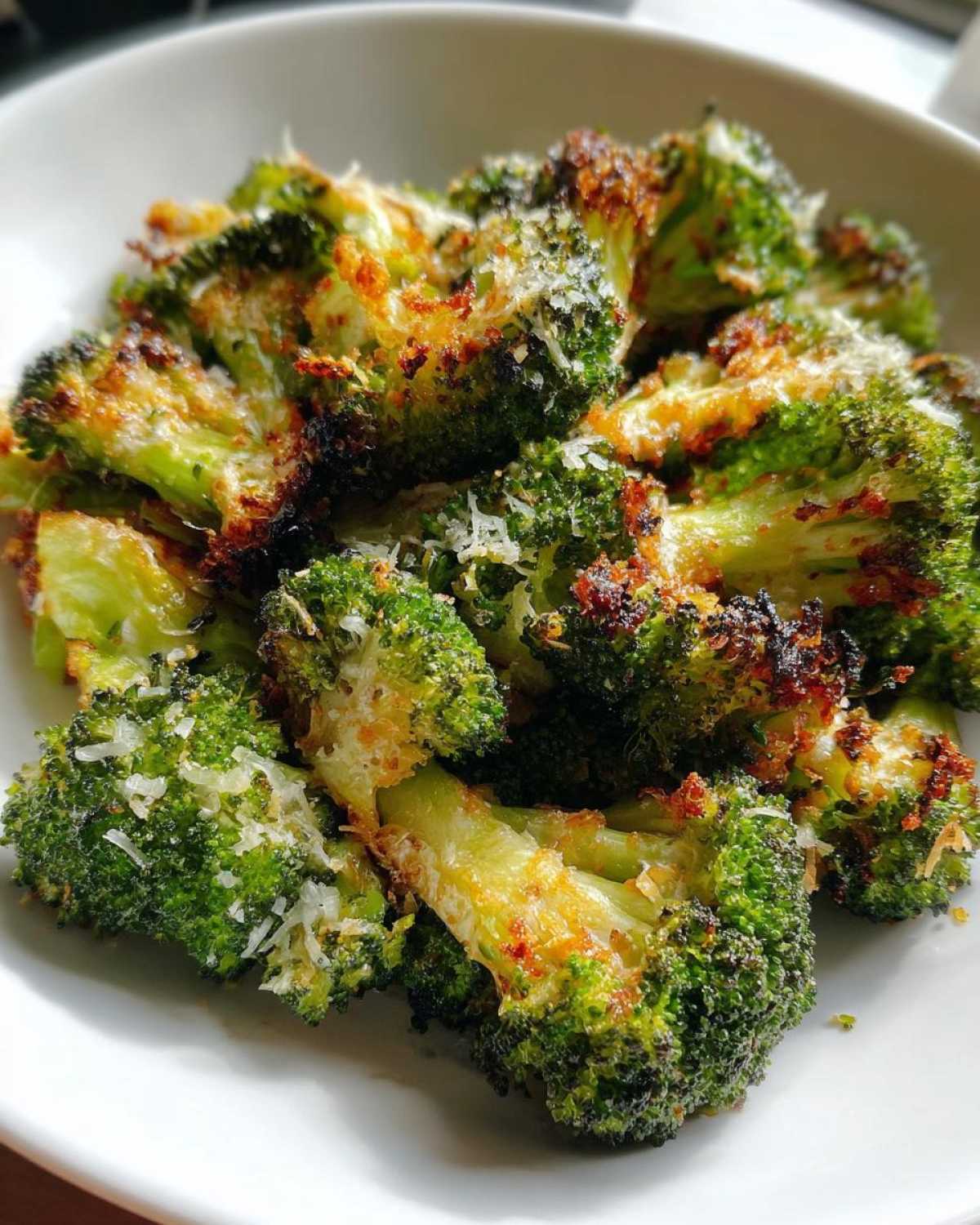 Lemon Parmesan Roasted Broccoli - detail 4