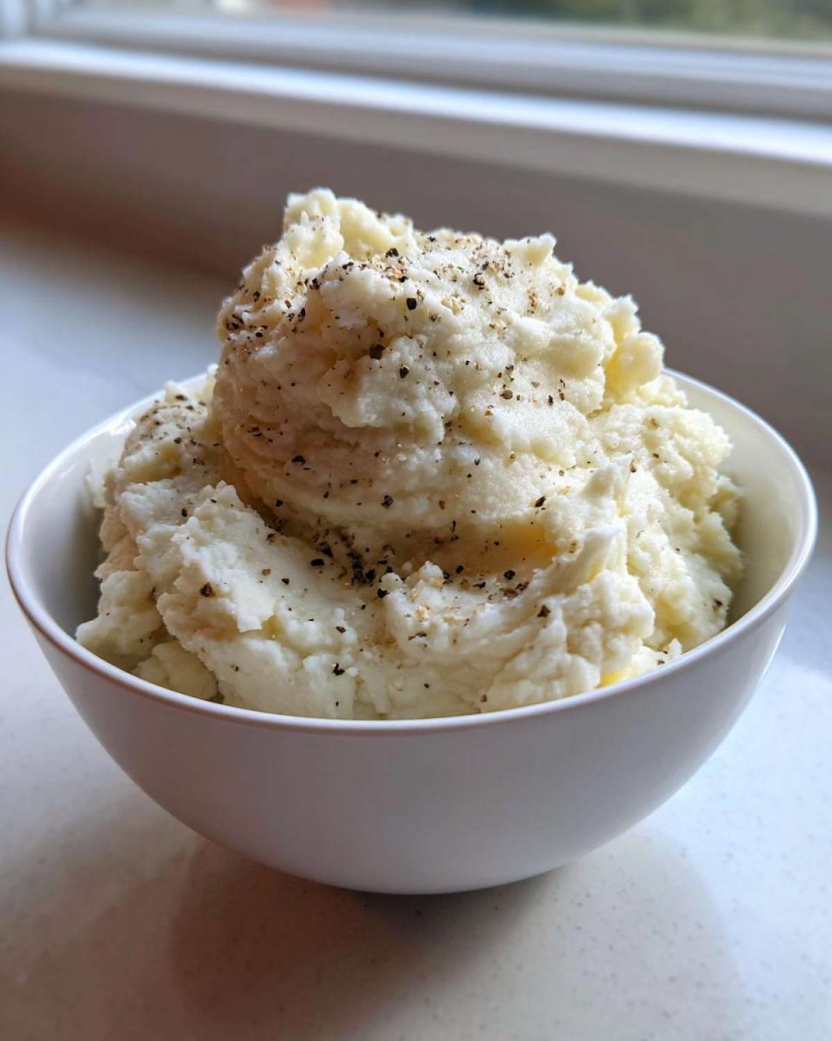 Roasted Garlic Mashed Cauliflower - detail 4