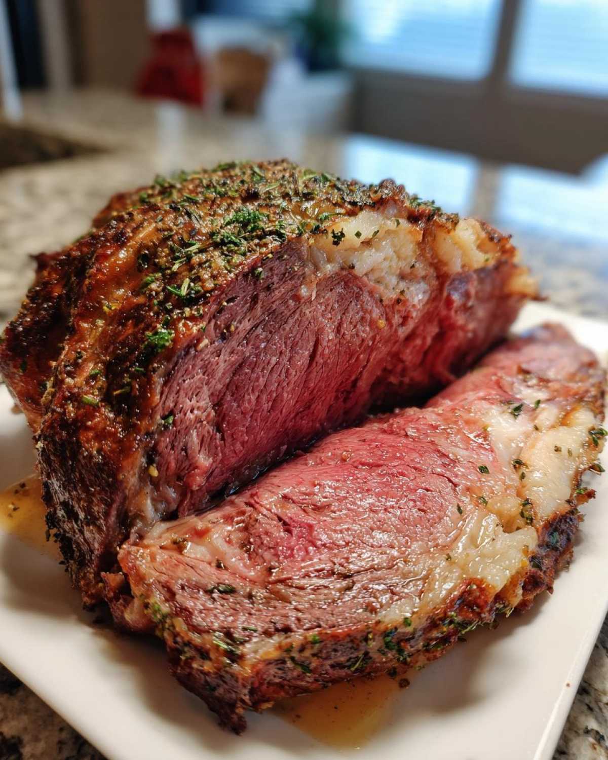 The Prime Rib Roast That Rules Christmas Dinner - detail 4